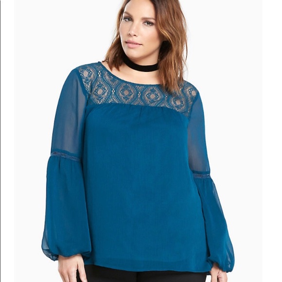 Plus Chiffon Lace Bell Sleeve Top